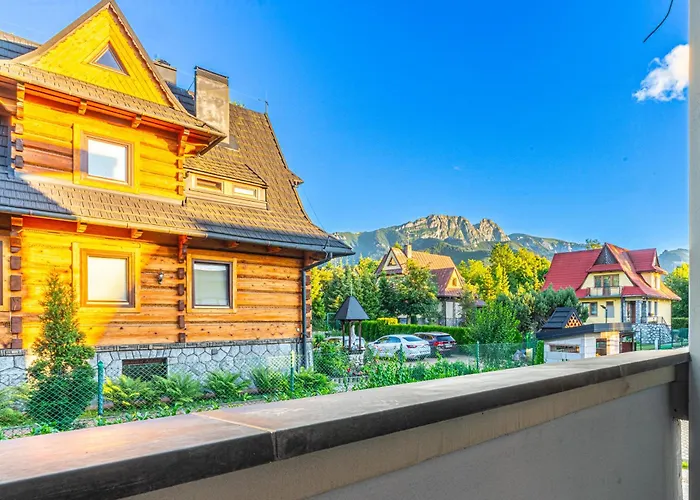 Giewont View Apartamenty z widokiem Seven&Sauna - Grunwaldzka Krupówki Centrum by RentiloPL